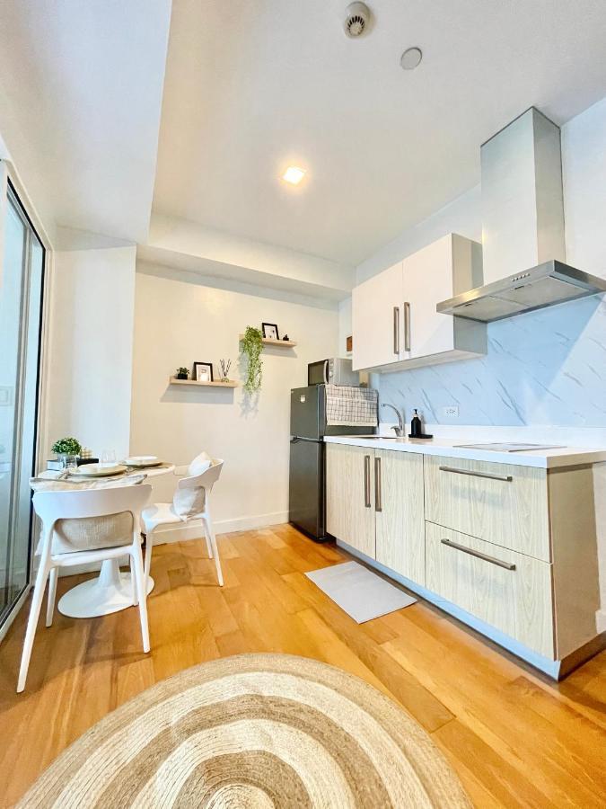 Apartament The Serene Escape Rockwell Makati City View 1Br Manila Zewnętrze zdjęcie