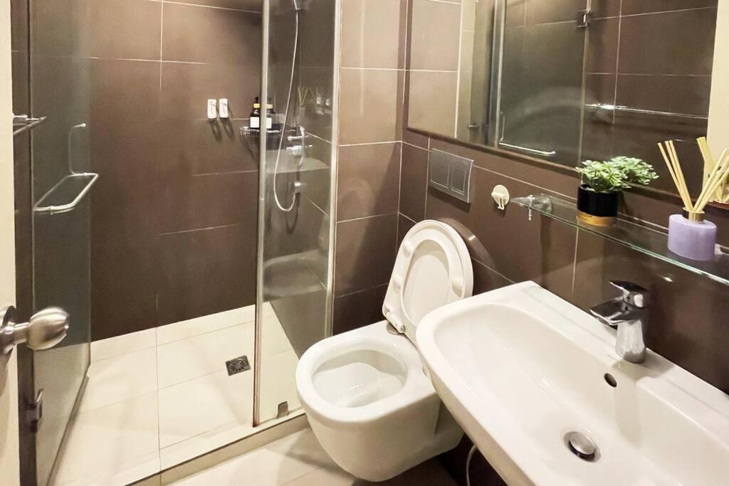 Apartament The Serene Escape Rockwell Makati City View 1Br Manila Zewnętrze zdjęcie